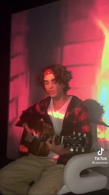 Амирчик - Камин