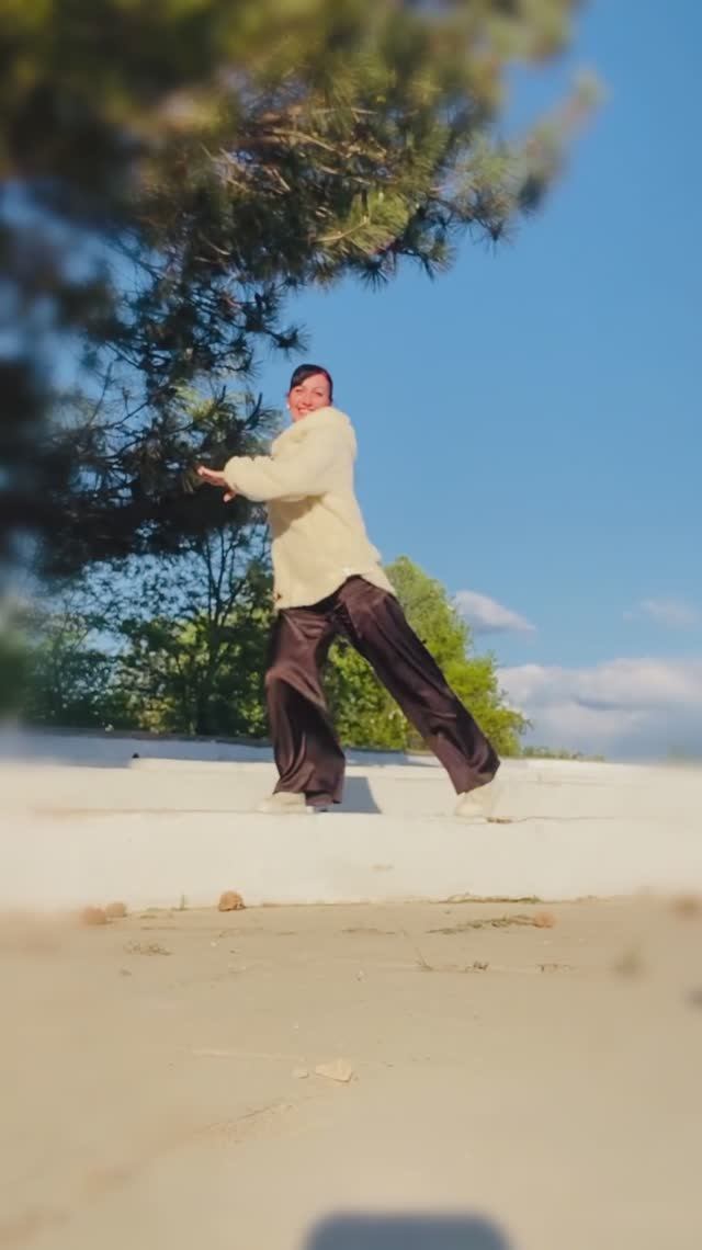 Танцуй, танцуй 💃🏻 #танцоркакрым #танцы смотреть онлайн