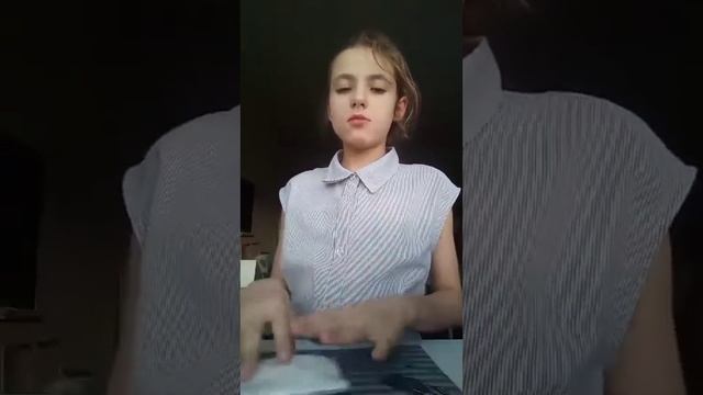 Сквиш из бумаги и скотча смотреть онлайн