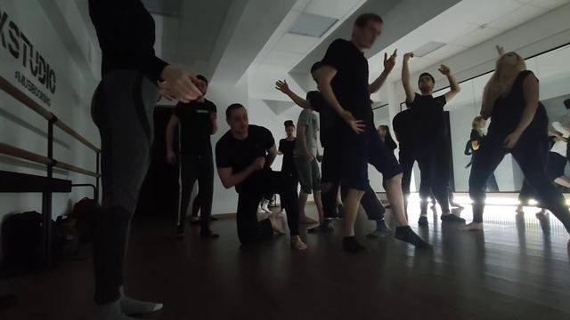 Групповая сцена