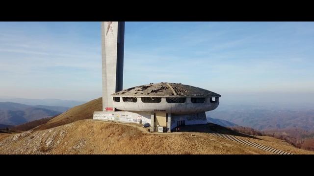 Buzludzha Monument / Бузлуджа смотреть онлайн