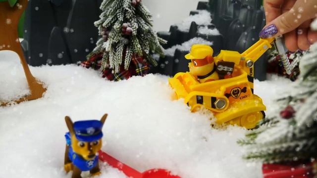 Щенячий патруль и новогодний конкурс - Машины сказки - Мультик из игрушек смотреть онлайн