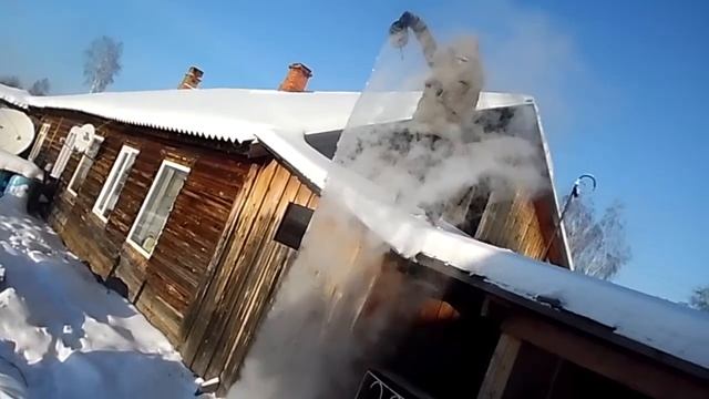что будет если лить кипяток на морозе!!!??? смотреть онлайн