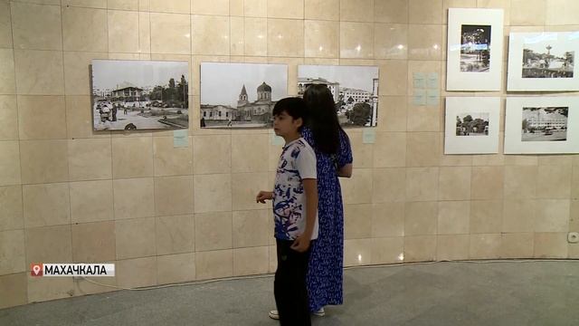 В Махачкале открылась выставка фотожурналиста Юрия Шевелева смотреть онлайн