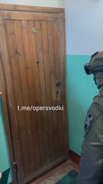 В Санкт-Петербурге следователи проводят обыски у активистов леворадикальной организации смотреть онлайн