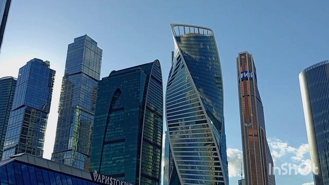 Обзорные площадки Багратионовского пешеходного моста. смотреть онлайн