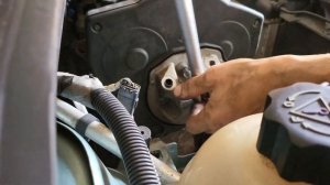 Как снять ремень генератора пошагово Peugeot 307. Часть 1