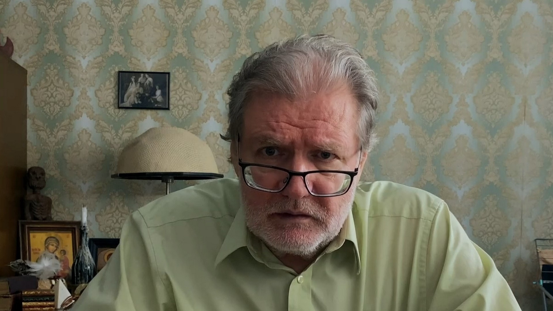 Барабашка, 1 сезон, 2 серия смотреть онлайн