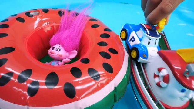 Игрушки из мультика Элаяс в детском садике. Все видео подряд - сборник 30 минут смотреть онлайн