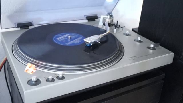 Technics SL-1300 смотреть онлайн