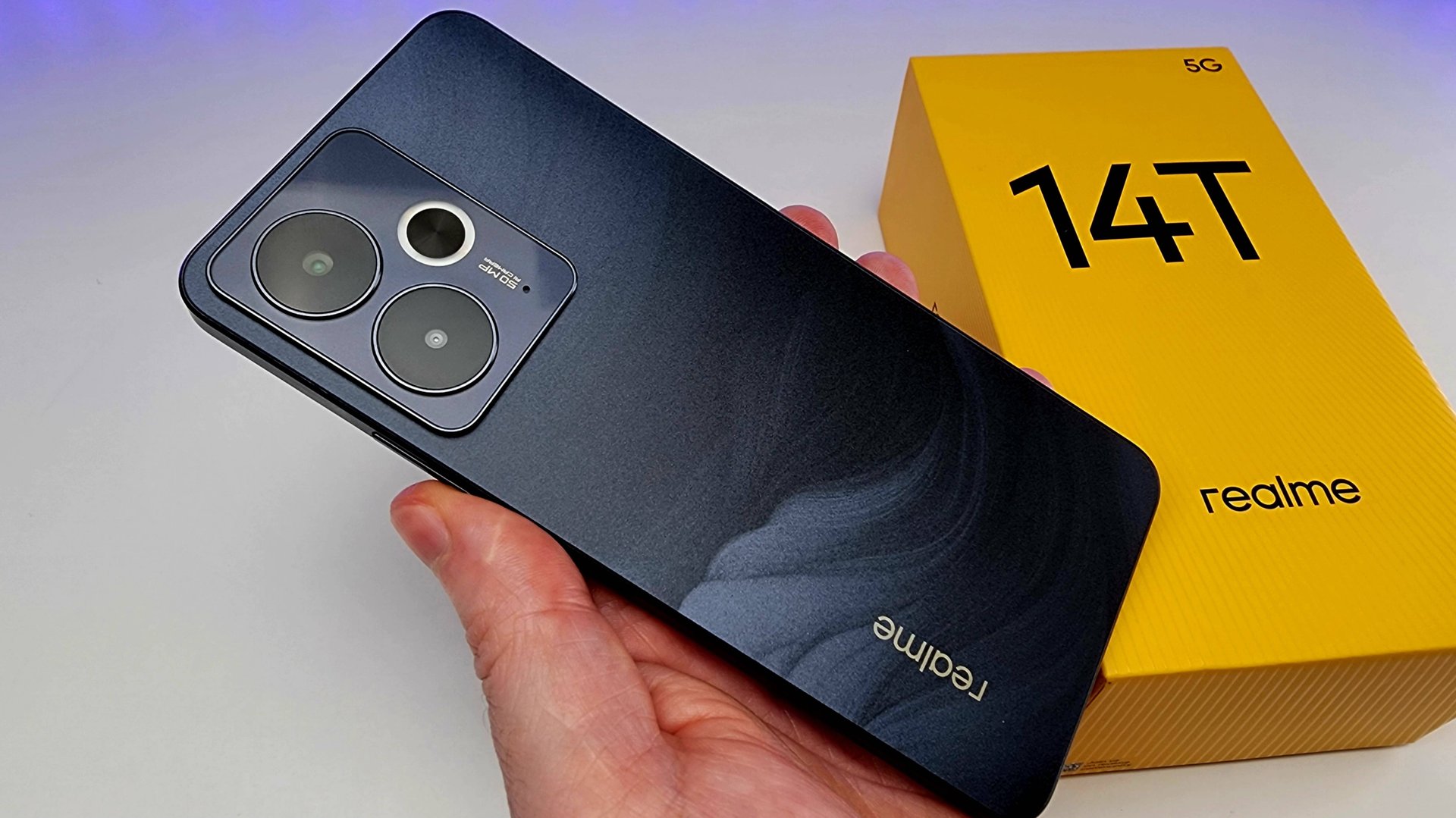 Взял ТОП Смартфон КОРОЛЬ БЮДЖЕТНИКОВ - XIAOMI и Samsung В ШОКЕ! ⚡ Новинка Realme 14T смотреть онлайн