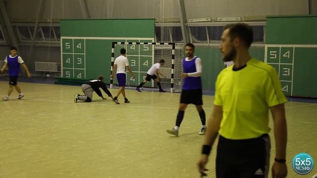 Овал Центр - Ершов Сити 17:7 ЧСМФ 8 тур смотреть онлайн