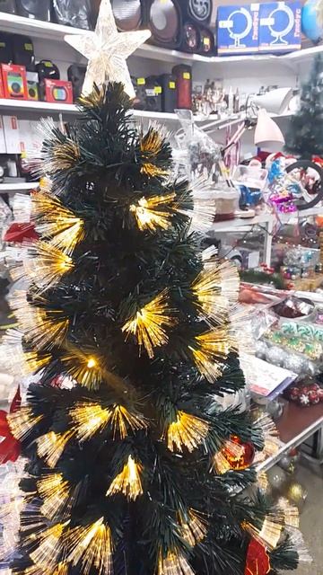 #ёлочка #елка #лесной #аромат #shortz #жизньвдеревне смотреть онлайн