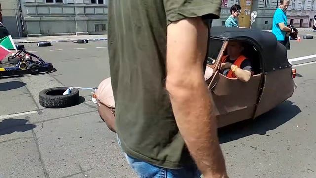 Прага. Выставка ретро авто ... смотреть онлайн
