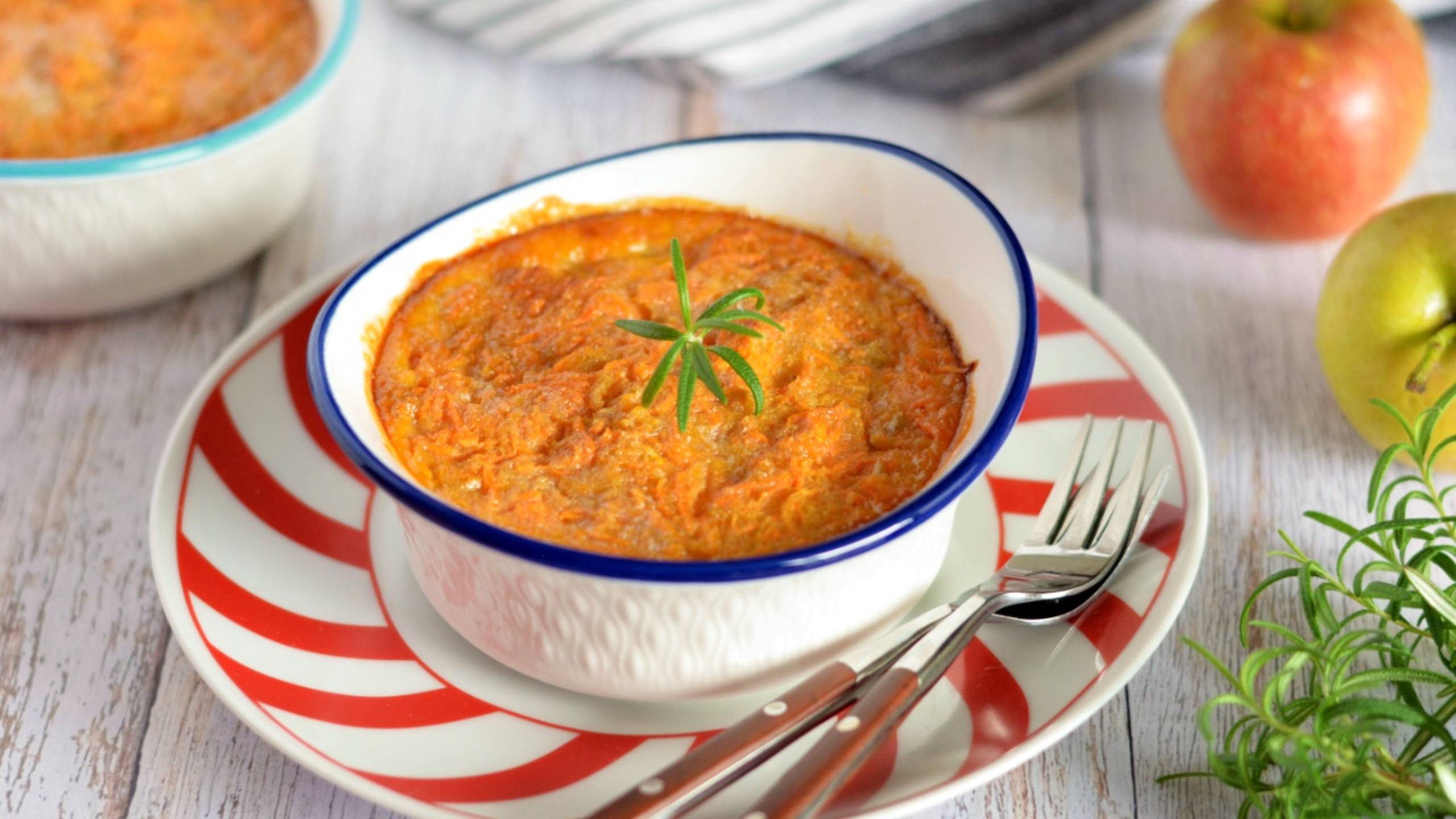 Нежная морковно-яблочная запеканка с манкой - вкусно и полезно смотреть онлайн