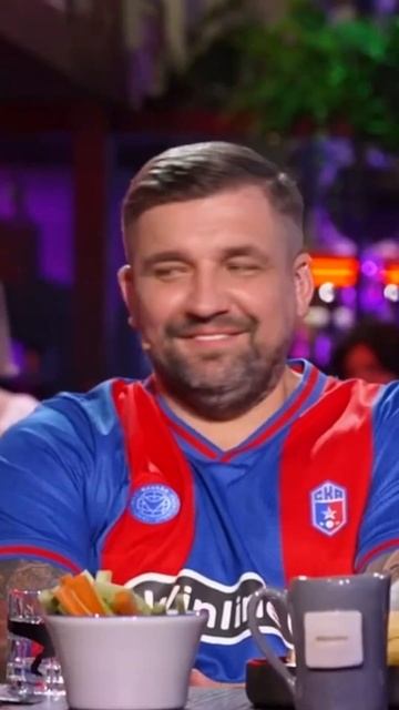 “ОТАРА МОГЛИ УБ#ТЬ ЗА ЕГО ВЫСКАЗЫВАНИЯ😨” / Вопрос Ребром - Отар Кушанашвилли #youtubeshorts #shorts