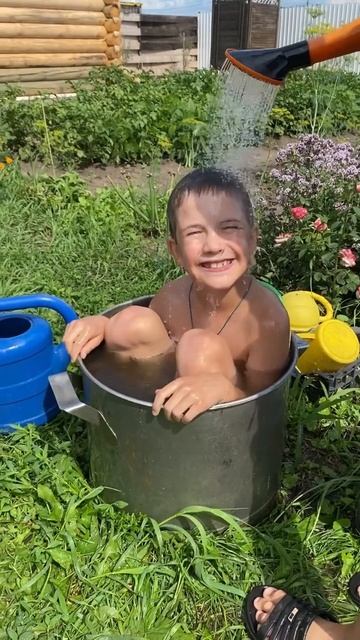 Как я провел день.#shorts #митяйдимка#лето2023 #Жара#бассейн #дом