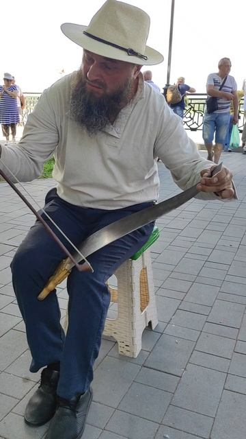 Пила , самый русский инструмент 😁 смотреть онлайн