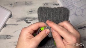 Манишка спицами реглан погон с ростком