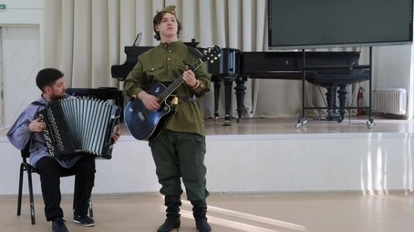 Егор Парфенов "Посылка"