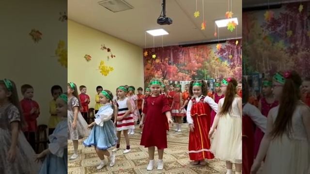 Осенний утренник "По грибы" смотреть онлайн