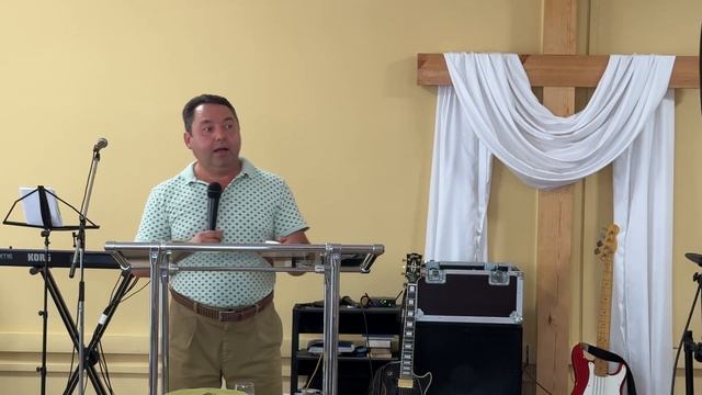 Пастор Левон 