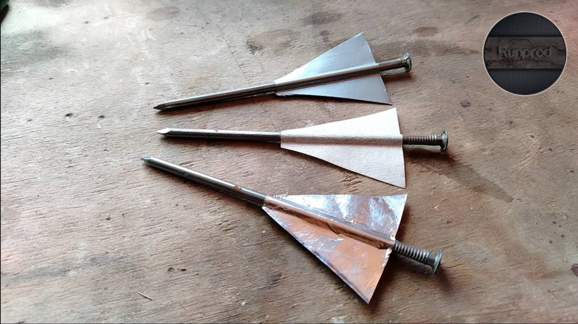 Запускалка для гвоздей | НЕ ПОВТОРЯТЬ! Конструкция нестабильна! Эксперимент! смотреть онлайн