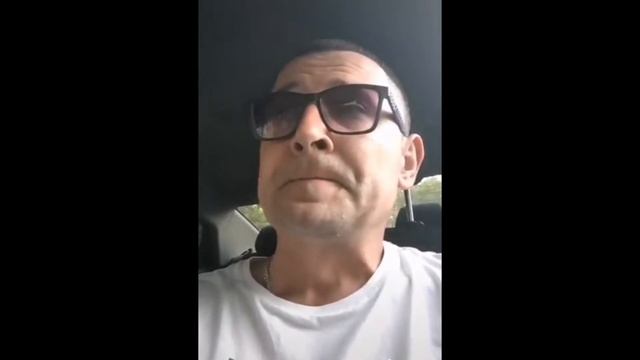 А всё таки она вертится смотреть онлайн