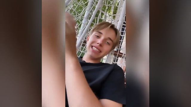 Полина Гагарина чилит с сыном ☀