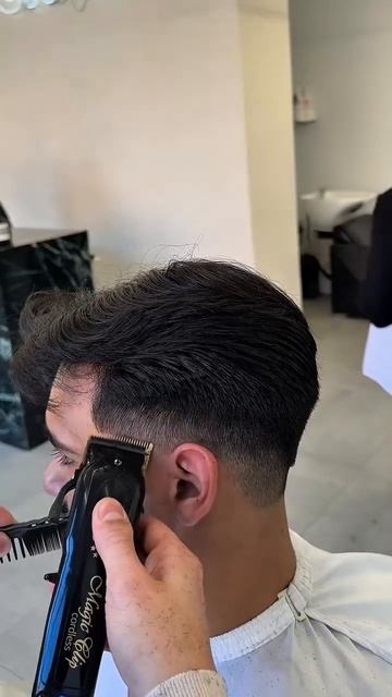 WAHL Magic Clip Cordless Black, HI-VIZ та Vanquish🔥 смотреть онлайн