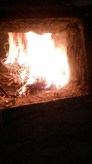 Живой Огонь в Печи УТРОМ Второго Октября при свете Дня смотреть онлайн