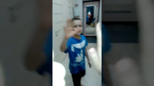 Издевательства над ещё одной няней смотреть онлайн