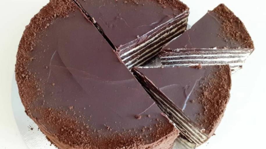 Торт Спартак с шоколадно медовыми коржами и сметанным кремом! смотреть онлайн