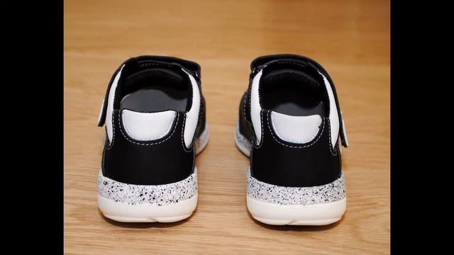 Модные стильные брендовые детские кроссовки на мальчика смотреть онлайн