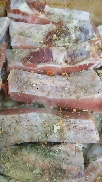 #shorts Жаренные свиные рёбрышки. смотреть онлайн