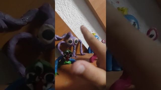 rainbow friends конечно же обзор на скинов и не скинов rainbow friends смотреть онлайн