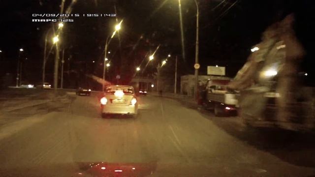 Идиоты на пузотёрках, едьте прямо!!! Или покупайте 4х4.