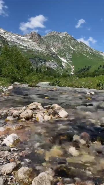 The Mountains #alpine #mount #mountains #школаоксаныдегтяревой ##путешествия #горы смотреть онлайн