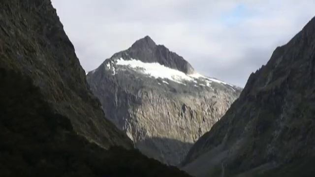 Айлама канда Равшаннур  студио