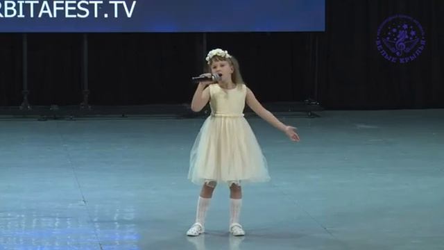 Вера Гриценко - Жёлтый птенец(сл. и муз. Василиса Матвеева) смотреть онлайн