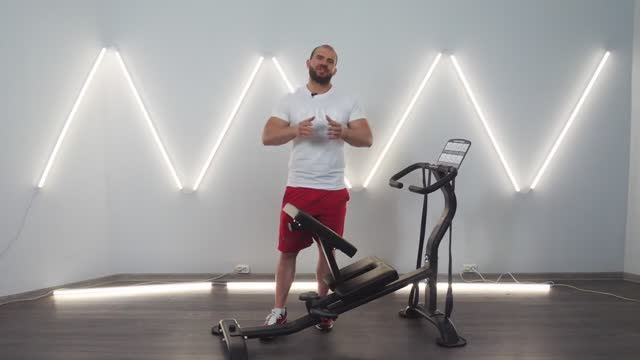 BRONZE GYM BR-1006 — Обзор скамьи для растяжки