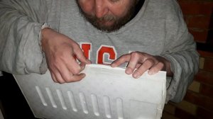 Меняем уплотнитель двери морозильной камеры!