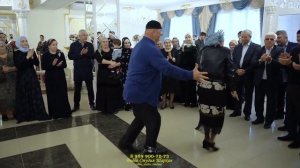 Танцует Легендарный ВАХА! Видео Студия Шархан
