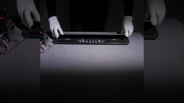 Рамка под номерной знак для автомобиля с логотипом BRAZZERS и LED подсветкой надписи