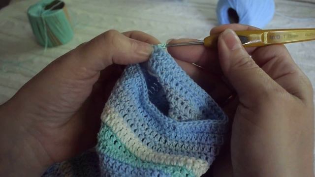 Полосатый край изделия.MOV смотреть онлайн