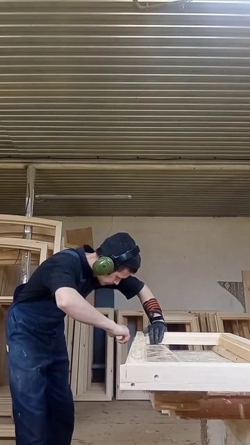 День 116 #столяркаждыйдень Работа с ручным инструменто? смотреть онлайн