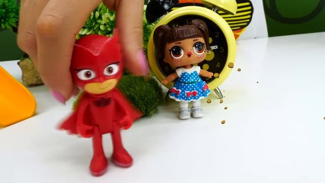 Игрушки на детской площадке - Детский сад Капуки 2 смена с доктором Плюшевой смотреть онлайн