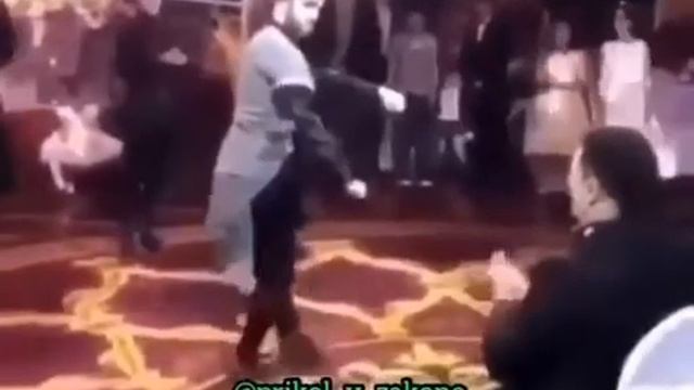 МУЖИК ЧИСТО НА МЕХАНИКЕ!!! ЮМОР!!! смотреть онлайн