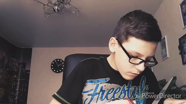 Вертушка из бумаги за 4 минуты смотреть онлайн