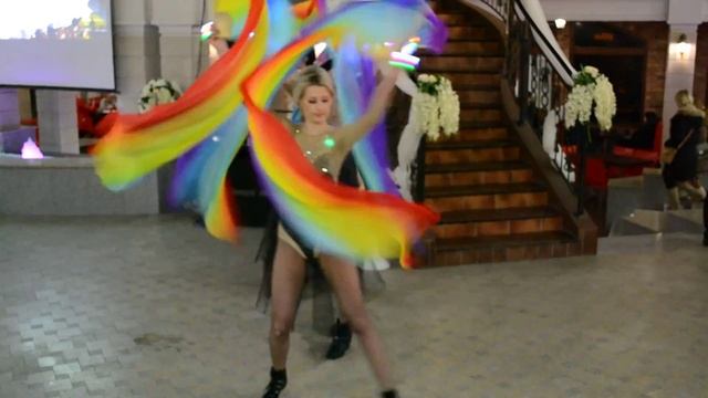 Танцевальный коллектив "Energy MiX" на выставке в Old City "Свадьба EXPO-2016", Беларусь, Гродно смотреть онлайн